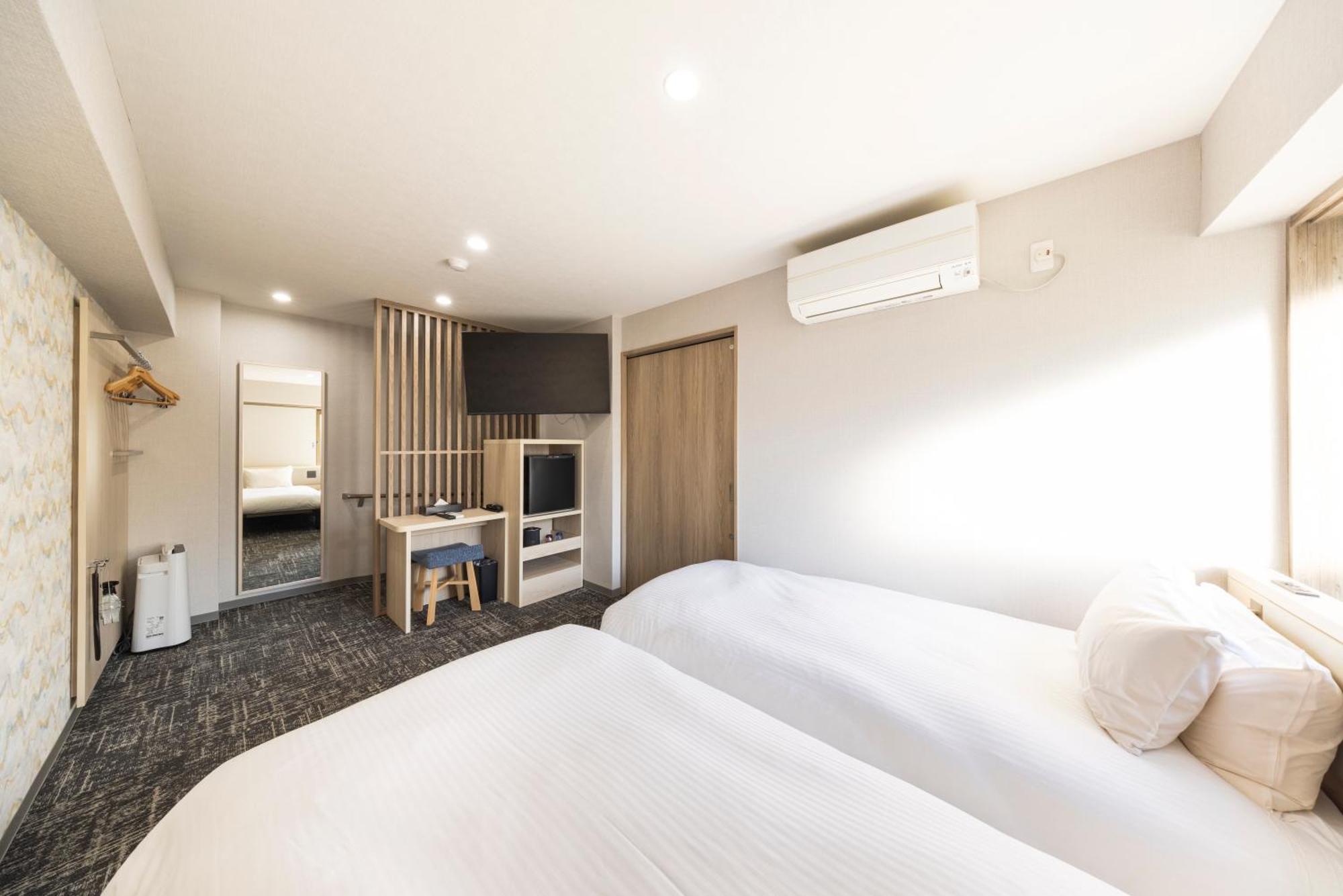 Hotel Cerezo Токио Экстерьер фото