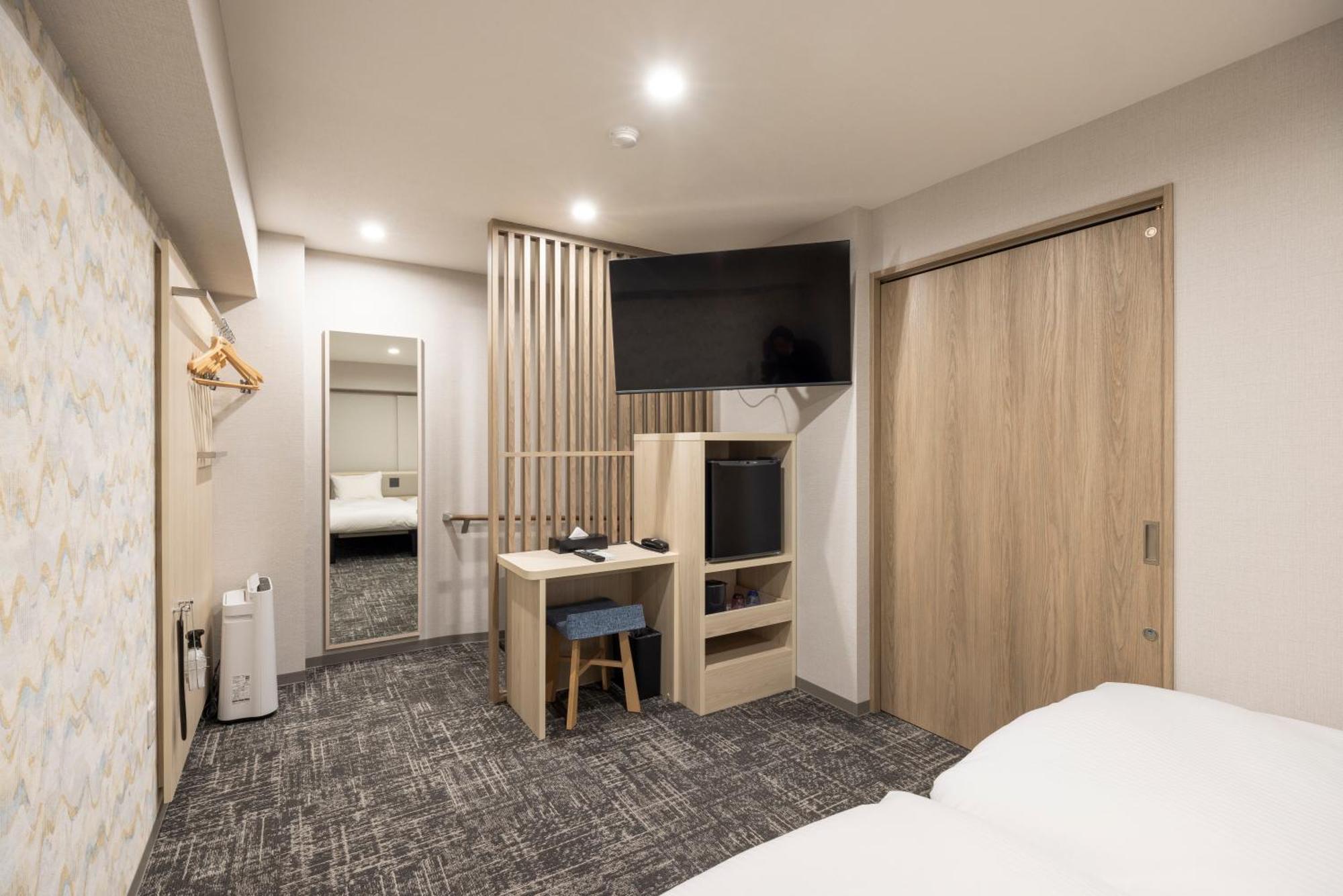 Hotel Cerezo Токио Экстерьер фото